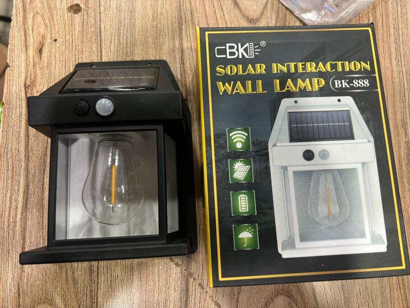 Solar Motion Sensor Waterproof Wall Lamp – Energy-Efficient Outdoor Lighting