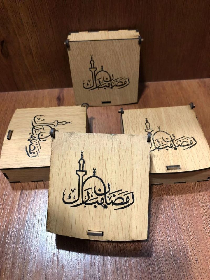 "Ramadan Kareem Gift Box | Tasbeeh & Ittar Set | Islamic Festival Essentials & Mubarak Gift"