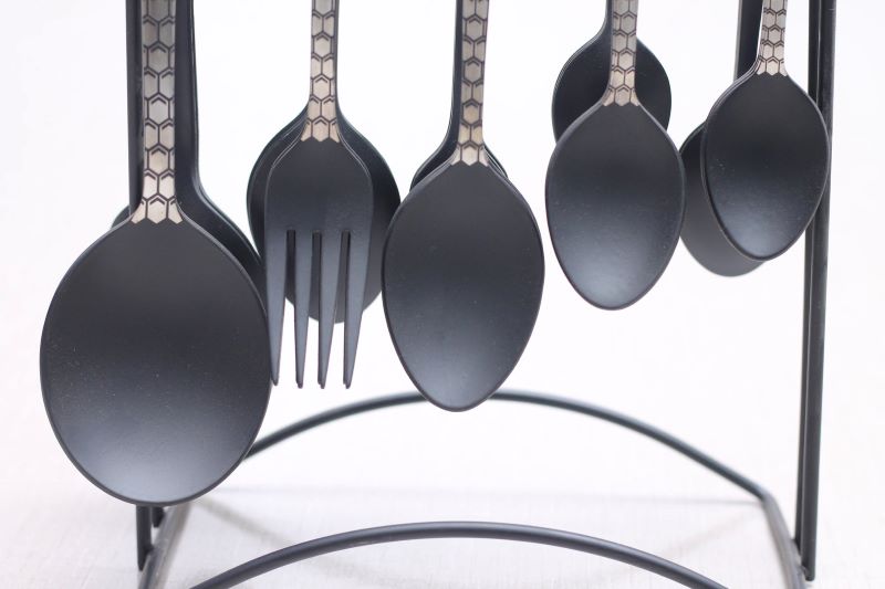 29 Pieces Black Coated Stainless Steel Cutlery Set Design Diamond
